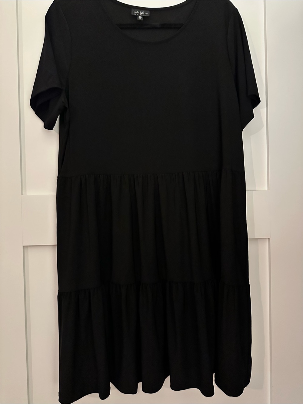 Womans black NICOLE MILLER Black Tiered Short-Sleeve mini Dress so cute on!